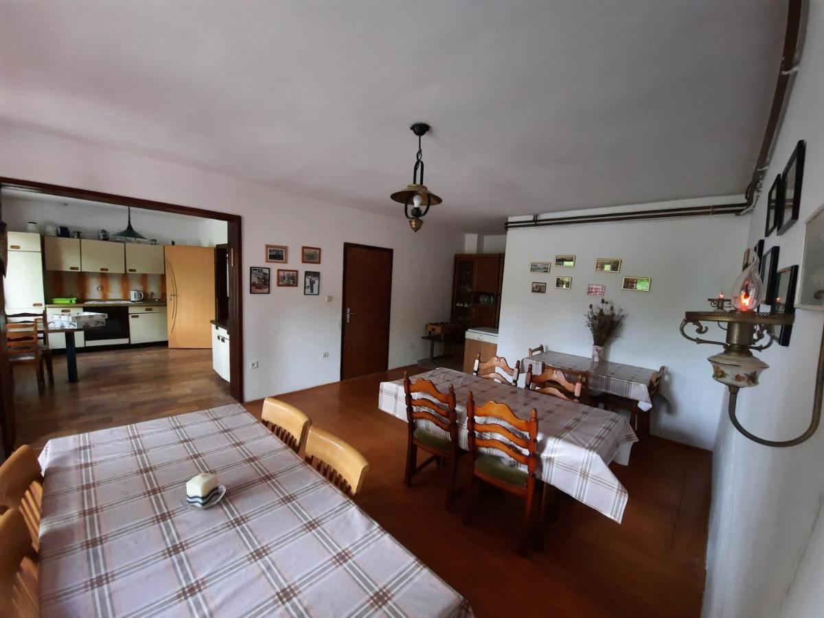Lazy Bear Hotel Йезерце Екстериор снимка